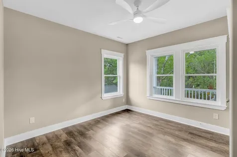 152 NE 1st Street Oak Island NC 28465