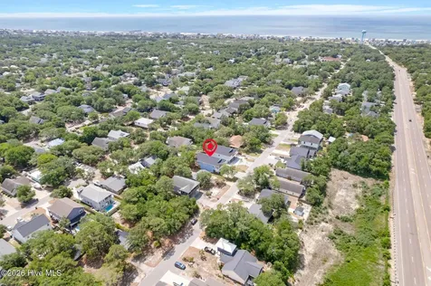 152 NE 1st Street Oak Island NC 28465