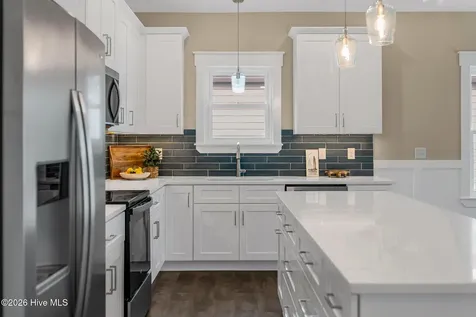 152 NE 1st Street Oak Island NC 28465
