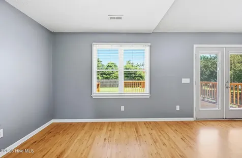 303 Plateau Drive Greenville NC 27858
