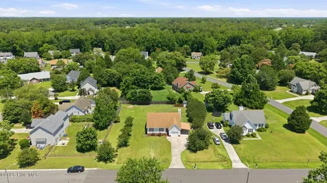 303 Plateau Drive Greenville NC 27858