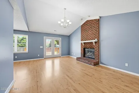 303 Plateau Drive Greenville NC 27858