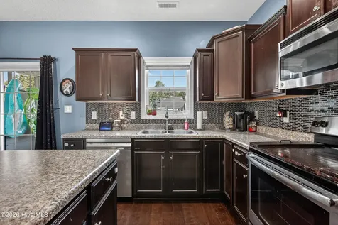 854 Dynasty Drive Jacksonville NC 28546