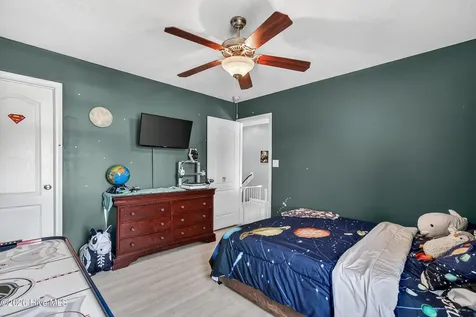 854 Dynasty Drive Jacksonville NC 28546