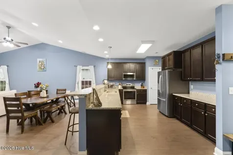 502 Bluff View Lane Swansboro NC 28584