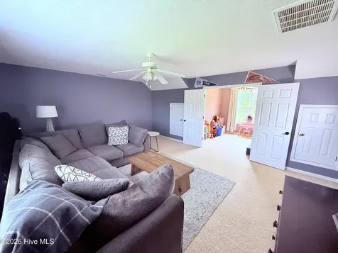 188 E Ridge Court Jacksonville NC 28540