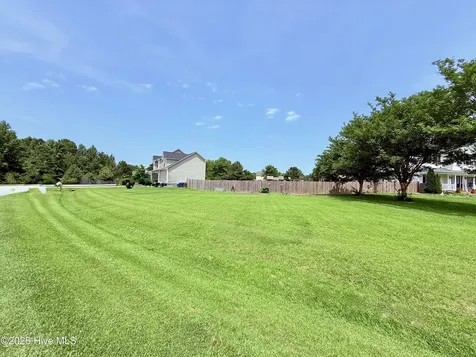 188 E Ridge Court Jacksonville NC 28540