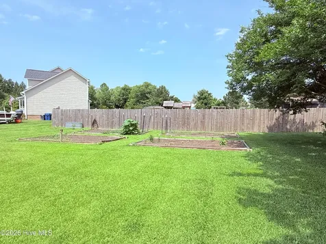188 E Ridge Court Jacksonville NC 28540