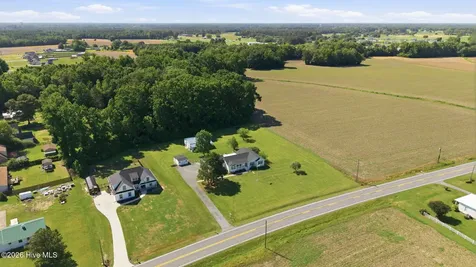 4325 Nc 903 S Winterville NC 28590