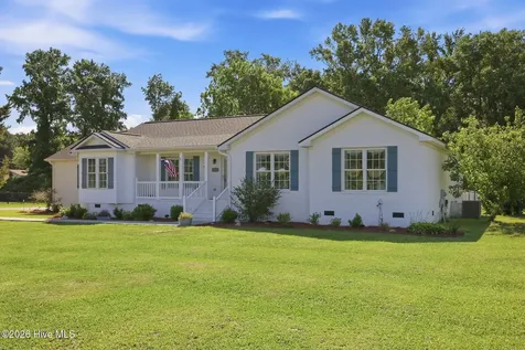 4325 Nc 903 S Winterville NC 28590