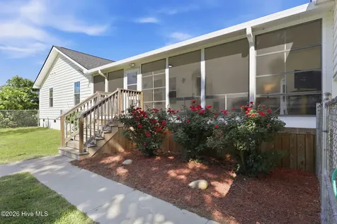 4325 Nc 903 S Winterville NC 28590