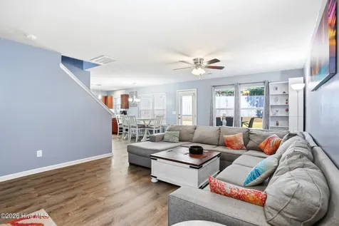 6527 Rustling Leaves Way Wilmington NC 28409