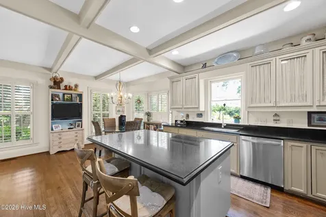 1180 Arboretum Drive Wilmington NC 28405