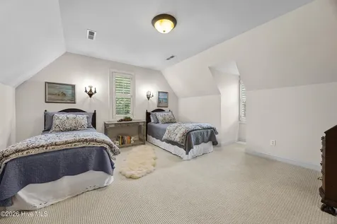 1180 Arboretum Drive Wilmington NC 28405