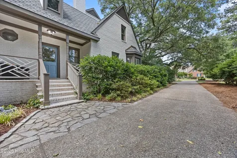 1180 Arboretum Drive Wilmington NC 28405