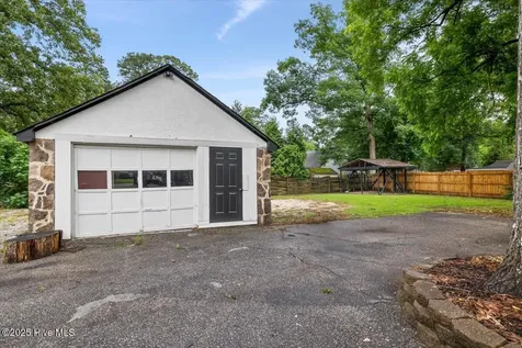205 Forest Hill Avenue Rocky Mount NC 27804
