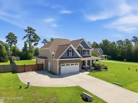 116 Peytons Ridge Drive Hubert NC 28539