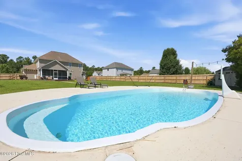116 Peytons Ridge Drive Hubert NC 28539