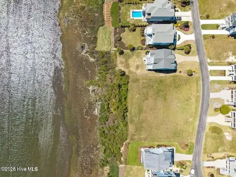 2831 Harborside Way Southport NC 28461