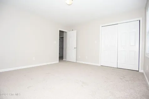 246 Smallwood Road Hubert NC 28539