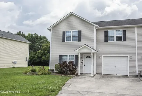 246 Smallwood Road Hubert NC 28539