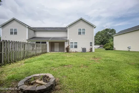 246 Smallwood Road Hubert NC 28539