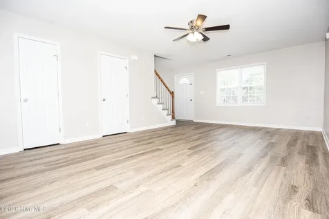 246 Smallwood Road Hubert NC 28539