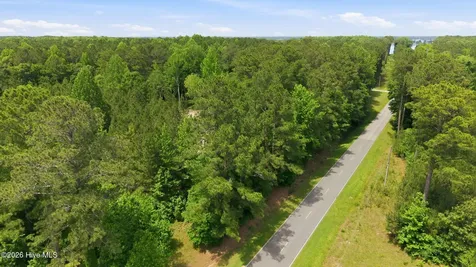 9 Ags Avenue Chocowinity NC 27817