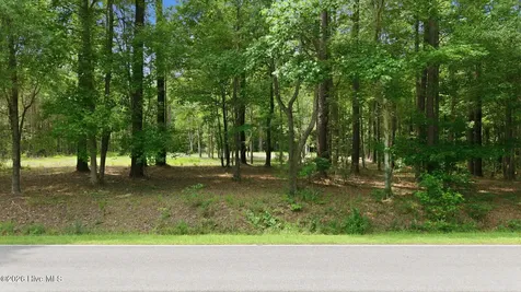 9 Ags Avenue Chocowinity NC 27817