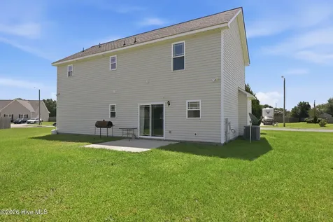 4400 Bristlecone Drive Ayden NC 28513