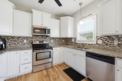 4400 Bristlecone Drive Ayden NC 28513