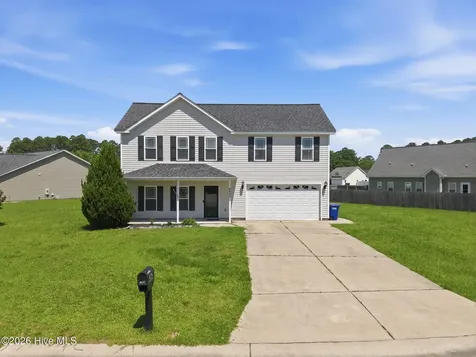 4400 Bristlecone Drive Ayden NC 28513
