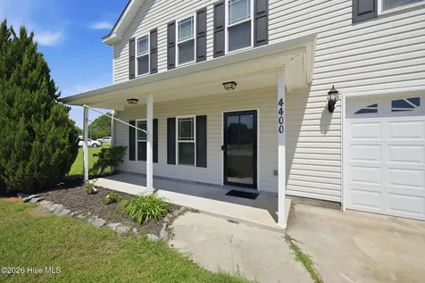 4400 Bristlecone Drive Ayden NC 28513
