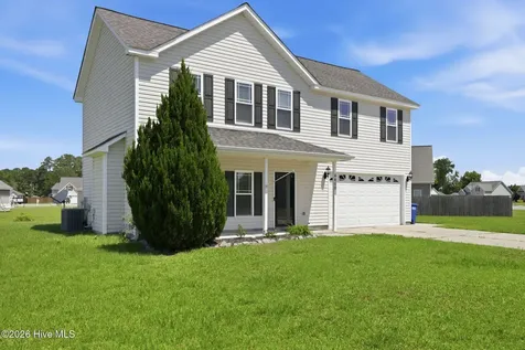 4400 Bristlecone Drive Ayden NC 28513