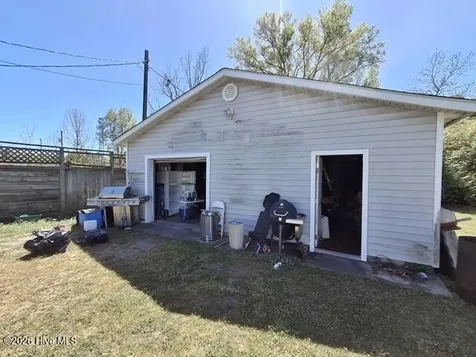 109 Sherwood Road Jacksonville NC 28540