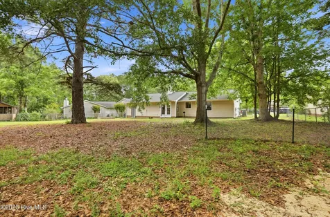 1307 Kevin Court Jacksonville NC 28546
