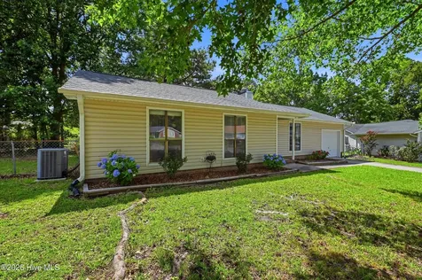 1307 Kevin Court Jacksonville NC 28546