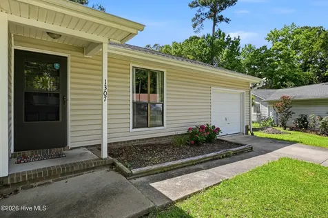1307 Kevin Court Jacksonville NC 28546