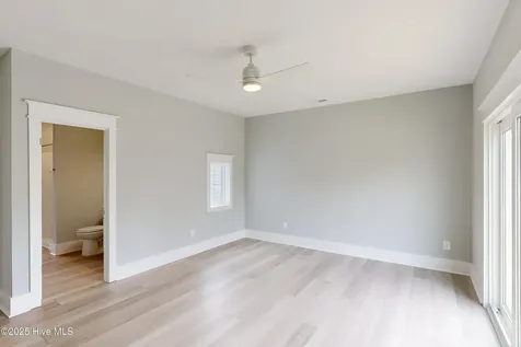 64 Pier View Court Hampstead NC 28443
