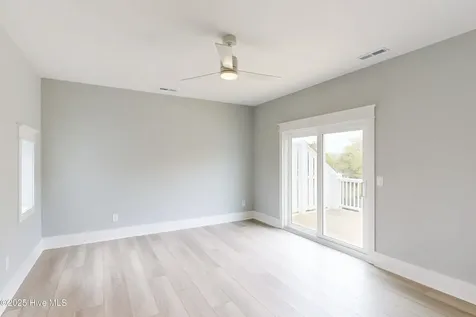 64 Pier View Court Hampstead NC 28443