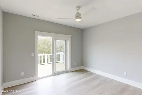 64 Pier View Court Hampstead NC 28443