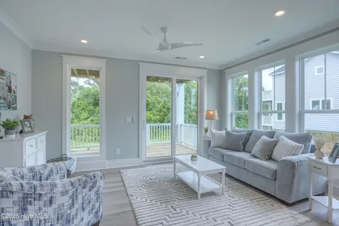 64 Pier View Court Hampstead NC 28443