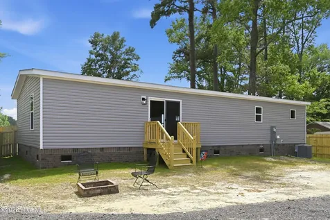 1200 Pony Farm Road Jacksonville NC 28540