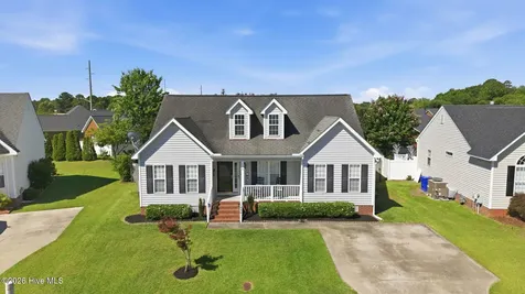 1204 Quarterpath Drive Winterville NC 28590