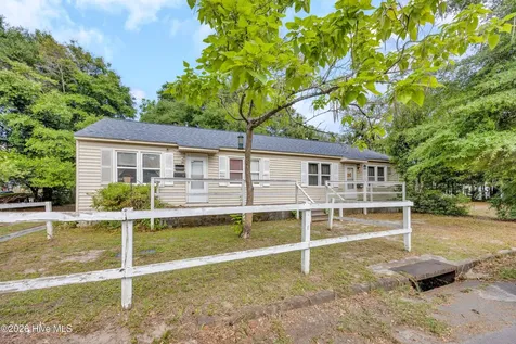 2827 Penn Street Wilmington NC 28412