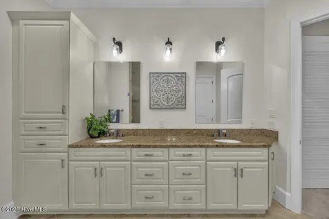 3807 Ridge Crest Drive Southport NC 28461