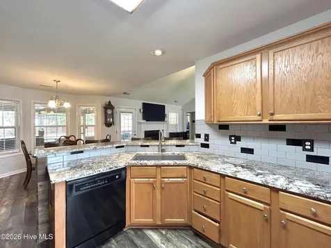 204 Star Gazer Court Richlands NC 28574