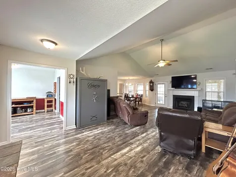 204 Star Gazer Court Richlands NC 28574