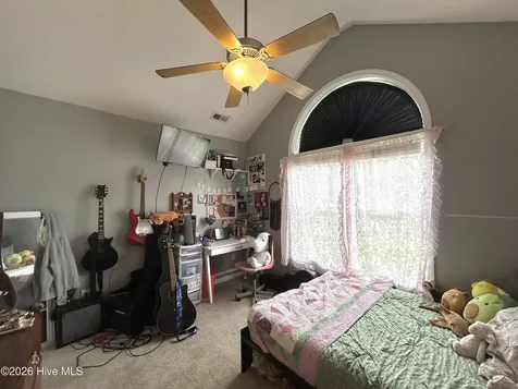 204 Star Gazer Court Richlands NC 28574