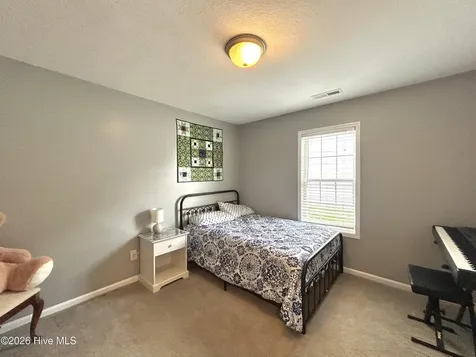 204 Star Gazer Court Richlands NC 28574